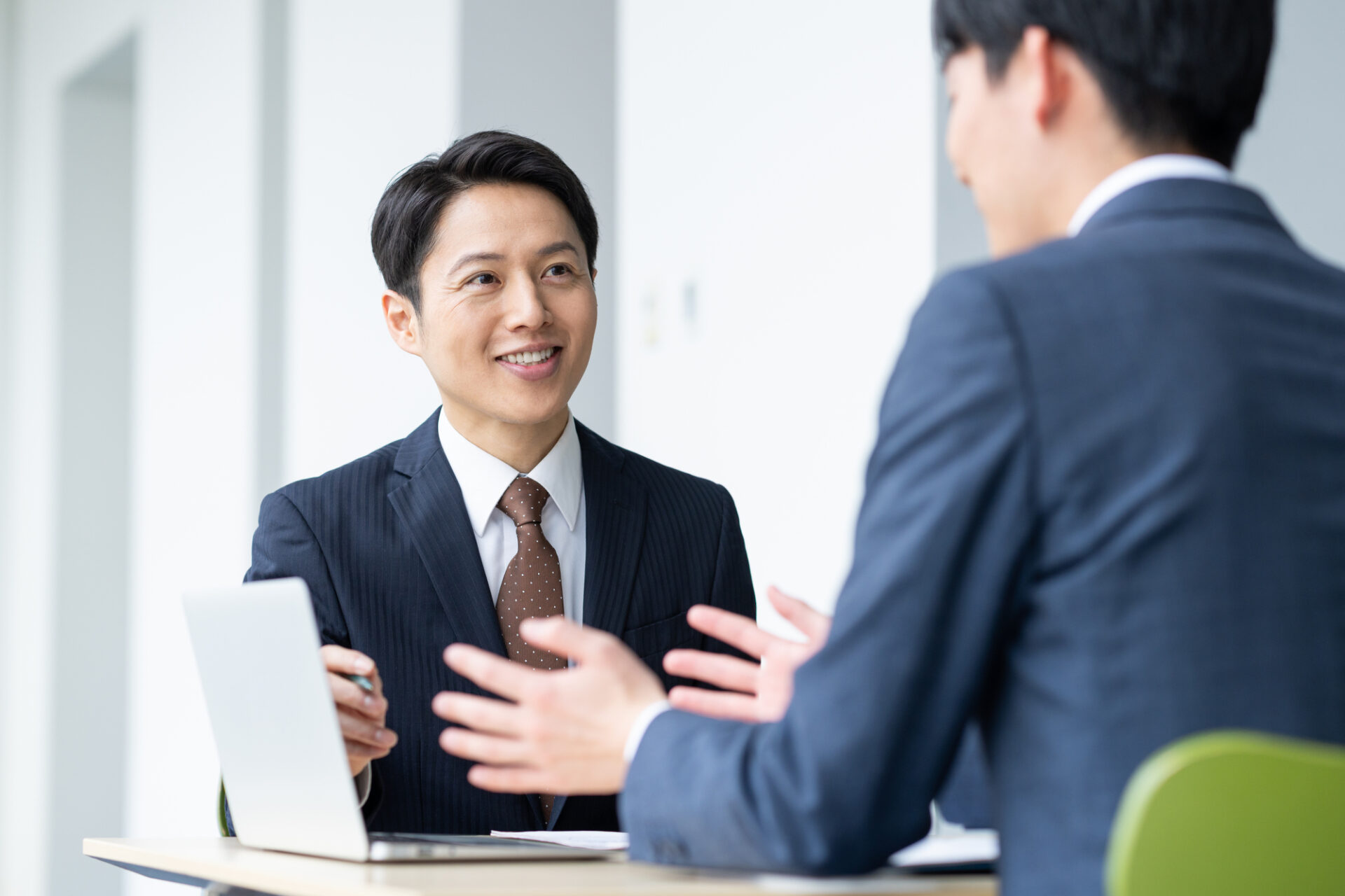 営業総合職